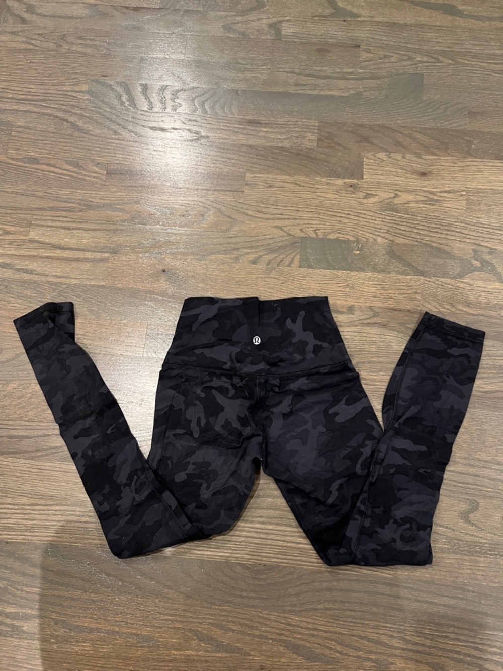 Lululemon High-Rise Camo Leggings - Black/Grey
